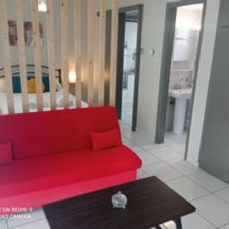 Lemon - Happyhostgr - Downtown Apartment Volos Exterior photo