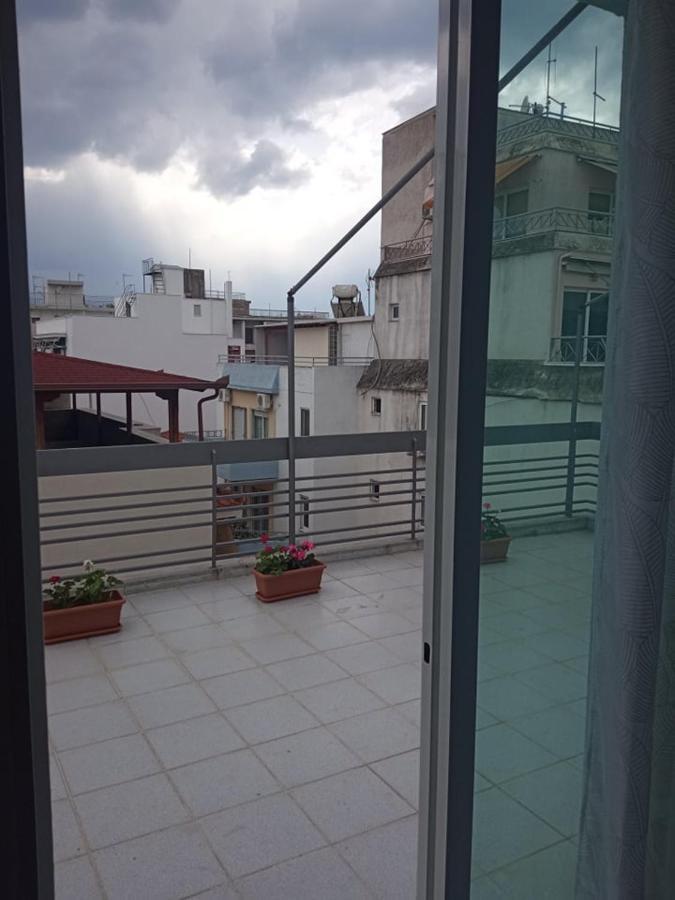 Lemon - Happyhostgr - Downtown Apartment Volos Exterior photo